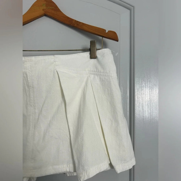 Free People Heartbreaker Skort in Ivory Size 10 Pleated Side Zip Closure NWOT - Picture 10 of 15
